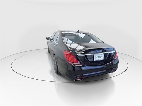 Used 2015 Mercedes-Benz S 550 Sedan w/ Sport Package w/ Sport Package image 6