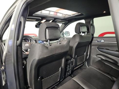 Certified 2020 Jeep Grand Cherokee Laredo image 12