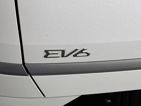 Used 2024 Kia EV6 Light AWD/4WD image 24