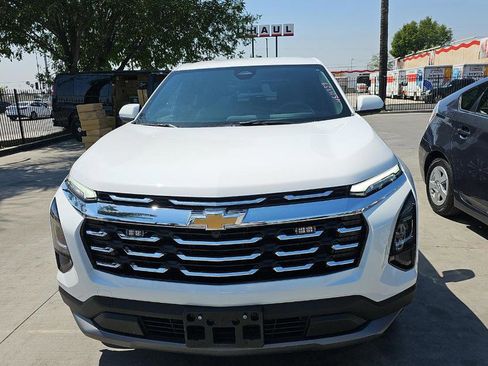 Used 2025 Chevrolet Equinox LT image 3