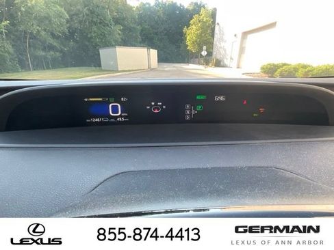 Used 2016 Toyota Prius Four Touring FWD image 17