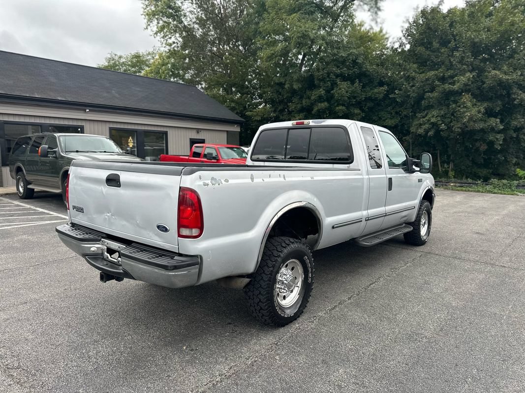 Used 1999 Ford F250 XLT AWD/4WD image 4