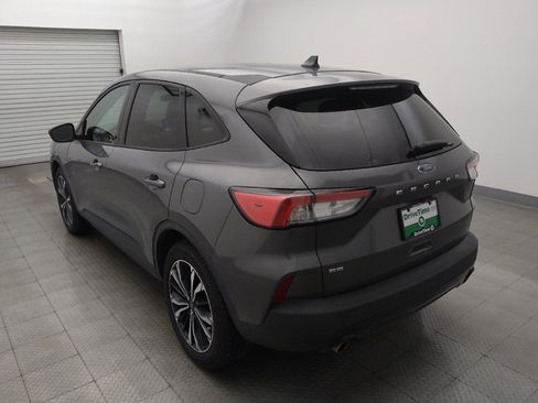 Used 2021 Ford Escape SE w/ SE Sport Appearance Package FWD image 5