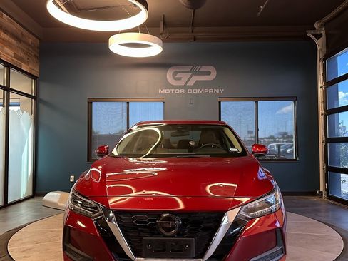 Used 2020 Nissan Sentra SV w/ SV Premium Package image 8