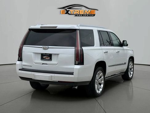 Used 2016 Cadillac Escalade Premium AWD/4WD image 6