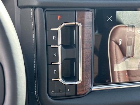 Used 2024 GMC Yukon Denali Ultimate image 15