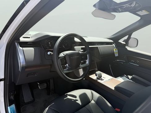 New 2026 Land Rover Range Rover SE AWD/4WD image 13