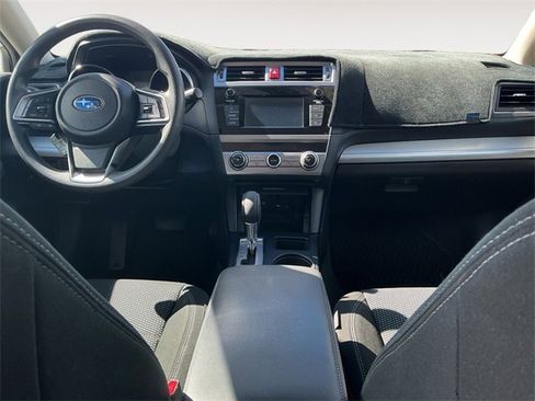Used 2018 Subaru Outback 2.5i image 8