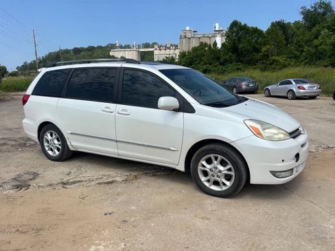 Used 2004 Toyota Sienna FWD image 5