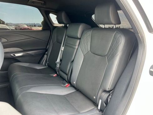 Used 2024 Lexus RX 350 FWD w/ Technology Package image 13