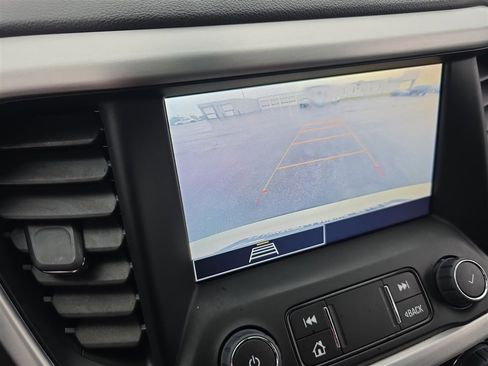 Used 2022 GMC Acadia SLE w/ Driver Convenience Package image 20