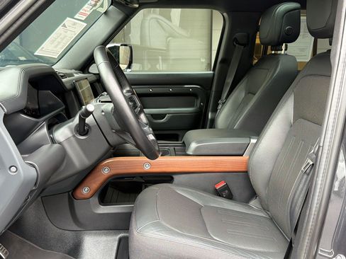Used 2024 Land Rover Defender 130 X AWD/4WD image 5