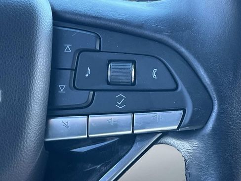 Certified 2021 Cadillac Escalade Premium Luxury w/ Driver Assist Tech Package image 34