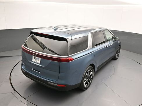Used 2024 Kia Carnival EX FWD image 39