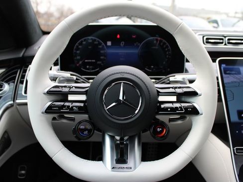 Used 2025 Mercedes-Benz S 63 AMG S image 10