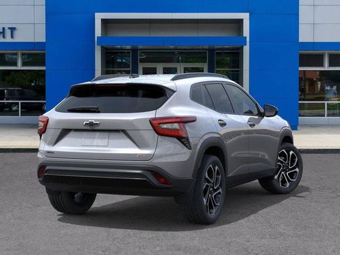 New 2025 Chevrolet Trax RS w/ Sunroof Package image 4