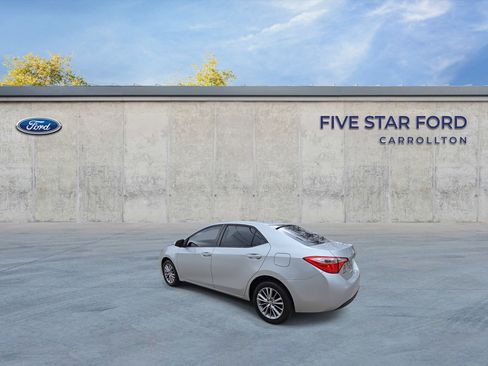 Used 2014 Toyota Corolla LE image 6