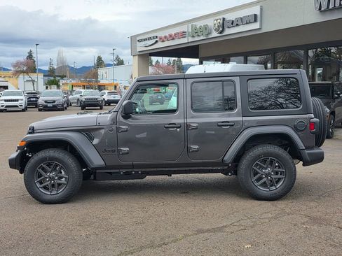 New 2026 Jeep Wrangler Unlimited Sport image 29