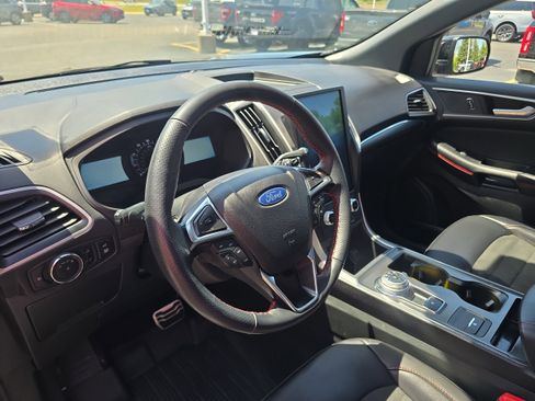Used 2024 Ford Edge ST-Line AWD/4WD image 10