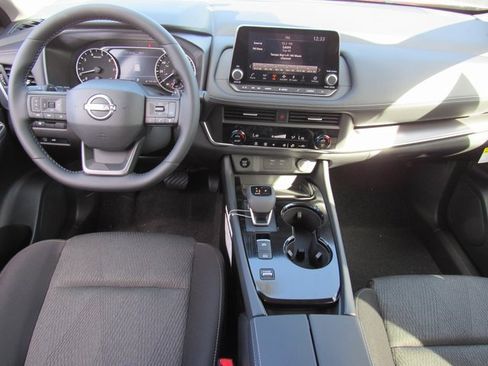 New 2026 Nissan Rogue SV image 9