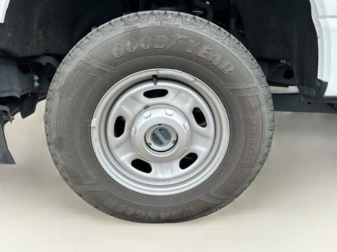 Used 2024 Ford F250 XL AWD/4WD image 34