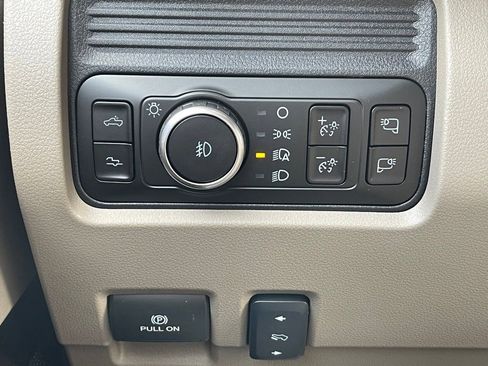 New 2026 Ford F250 Platinum w/ Platinum Plus Package image 13