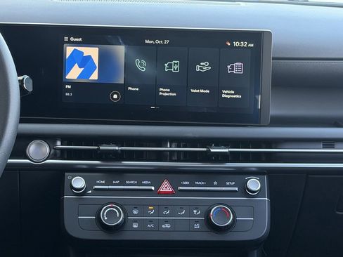 New 2026 Hyundai Tucson SE image 16