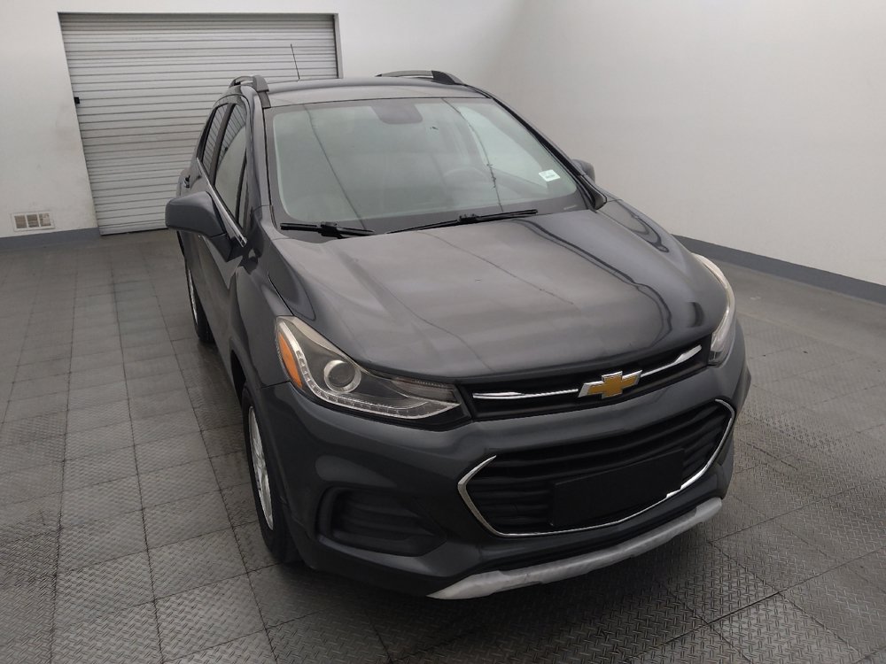Used 2017 Chevrolet Trax LT w/ LT Convenience Package FWD image 14