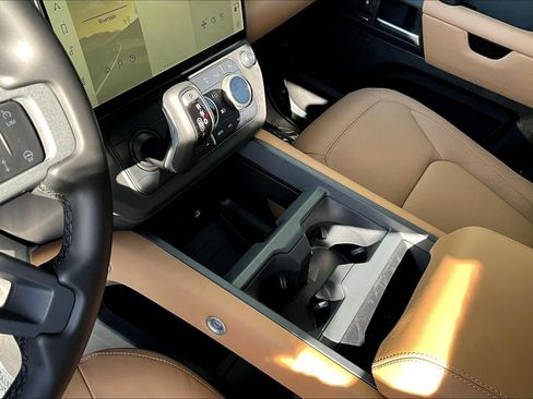 New 2026 Land Rover Defender 130 S AWD/4WD image 8