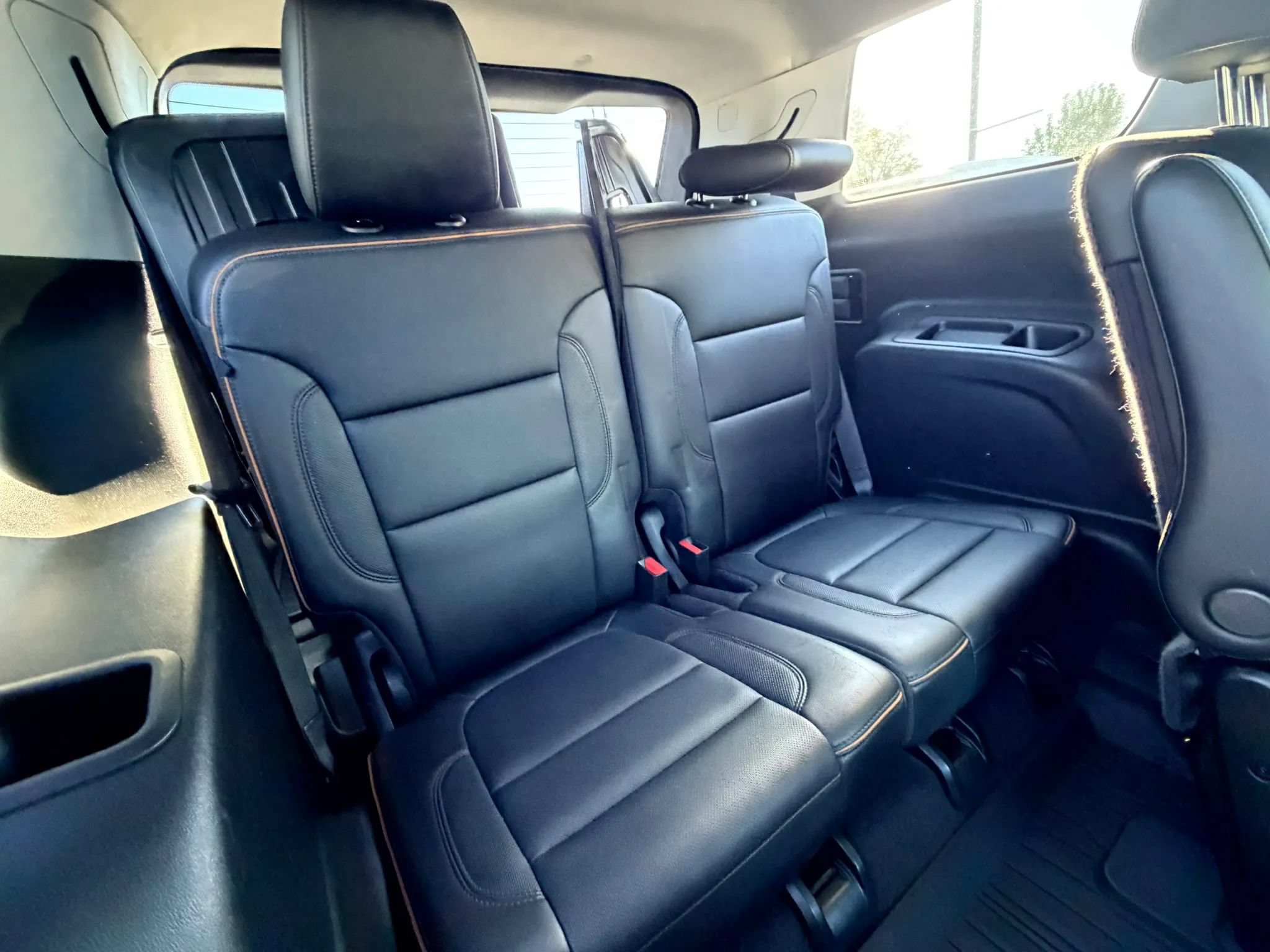 Used 2021 GMC Acadia AT4 w/ Trailering Package AWD/4WD image 23