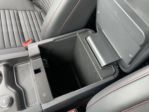 New 2026 Ford Explorer ST-Line w/ ST-Line Street Pack image 51