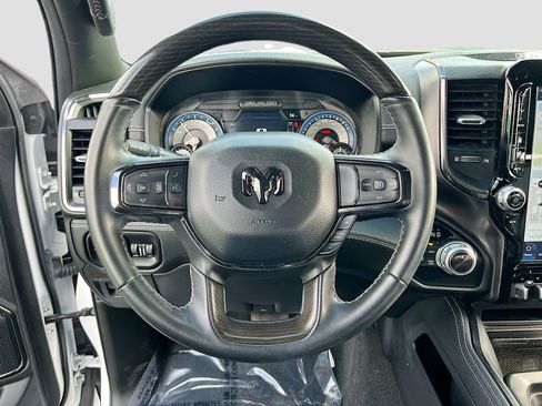 Certified 2022 RAM 1500 Limited w/ Body Color Bumper Group image 11