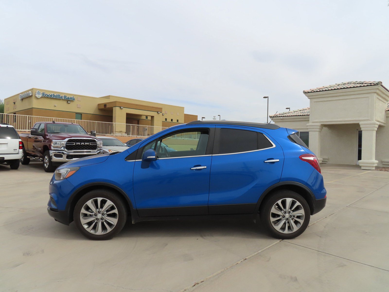 Used 2017 Buick Encore Preferred FWD image 4