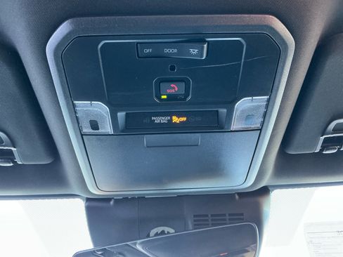 Certified 2025 Toyota Tacoma TRD Sport image 31