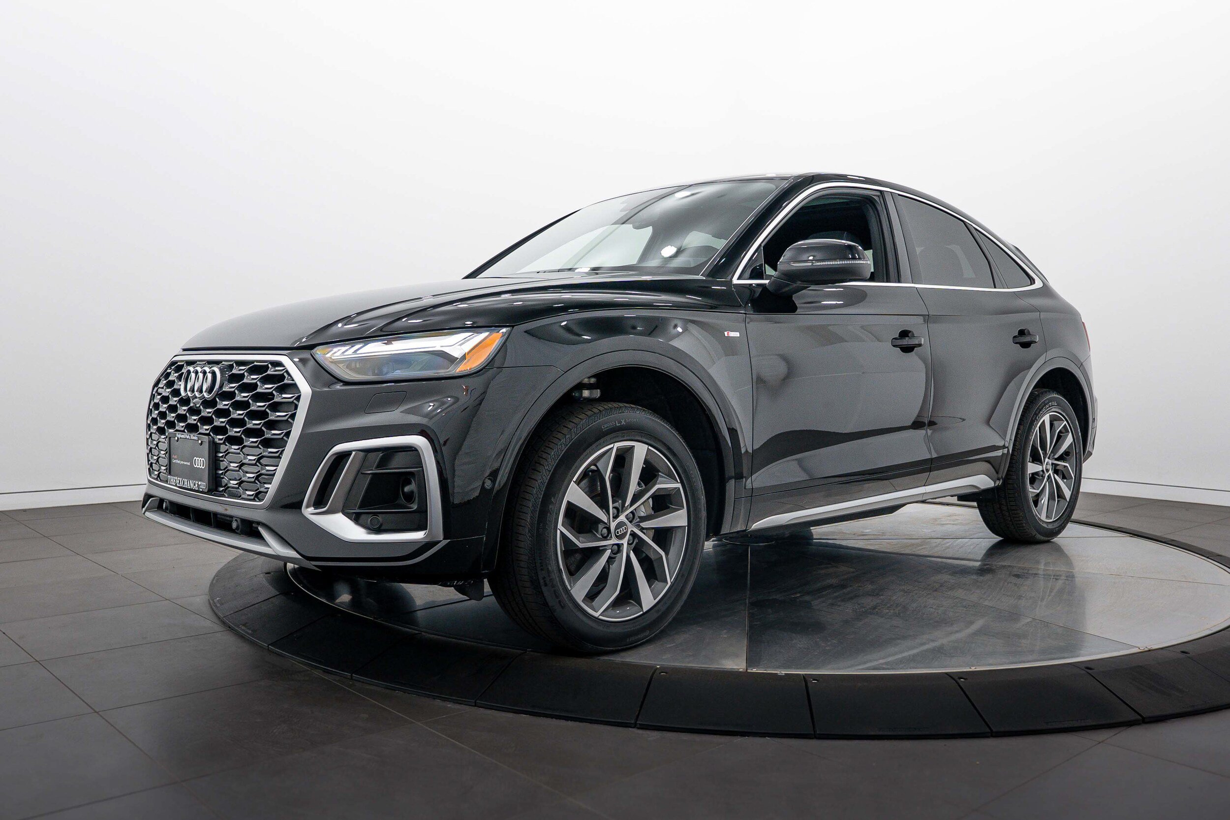 Certified 2023 Audi Q5 2.0T Prestige w/ Prestige Package AWD/4WD image 7