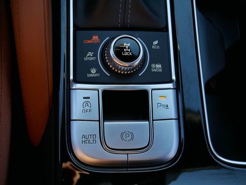 Used 2025 Kia Telluride EX X-Line image 21