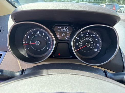 Used 2013 Hyundai Elantra Limited w/ Technology Pkg FWD image 26