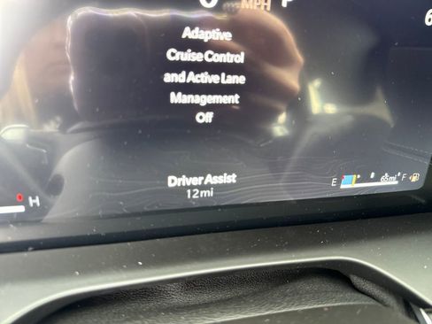 New 2025 Jeep Grand Cherokee Laredo X w/ Trailer Tow Package image 16