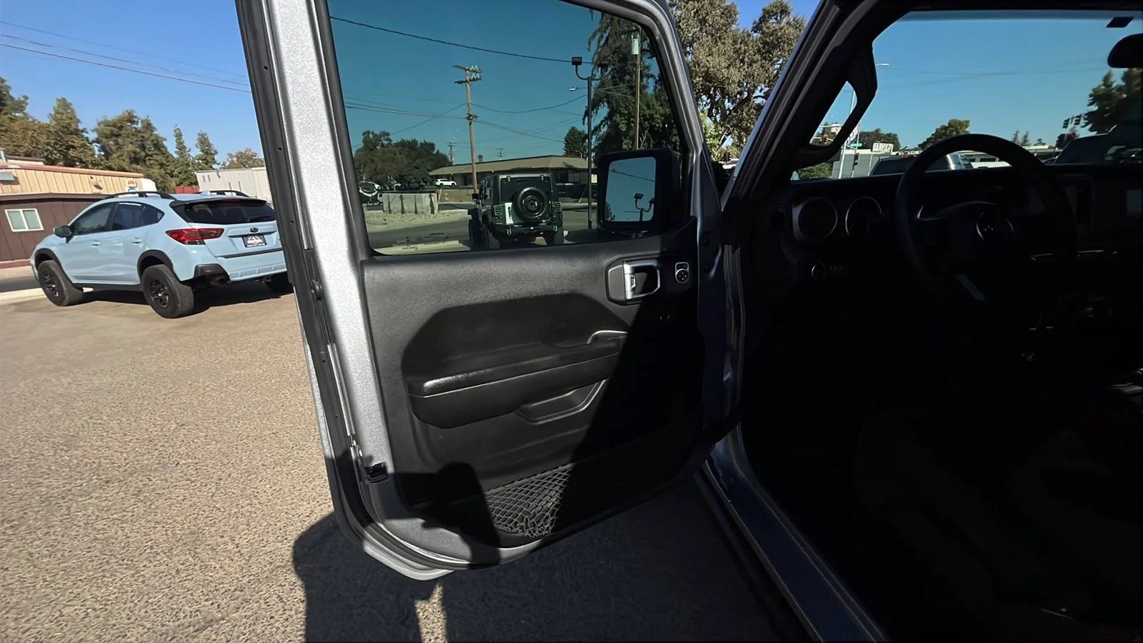 Used 2018 Jeep Wrangler Unlimited Sport S AWD/4WD image 10