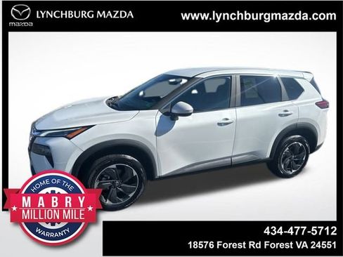 Used 2024 Nissan Rogue SV image 1