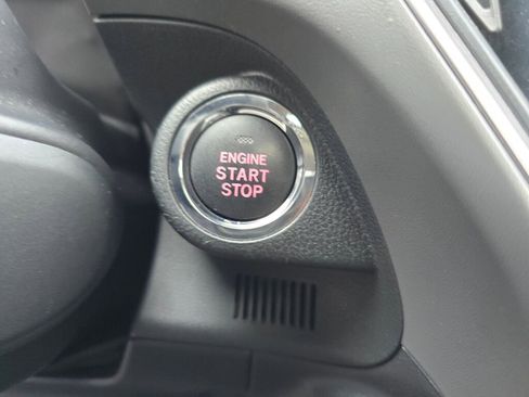 Used 2024 Subaru Crosstrek 2.0i Premium image 26