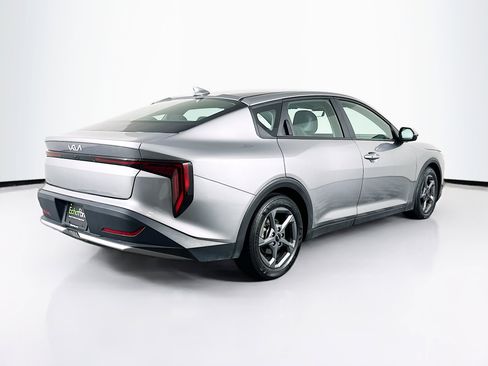 Used 2025 Kia K4 LXS image 9