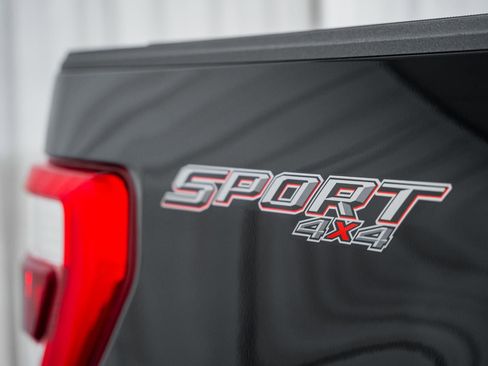 Certified 2023 Ford F150 Lariat w/ Equipment Group 502A High image 21