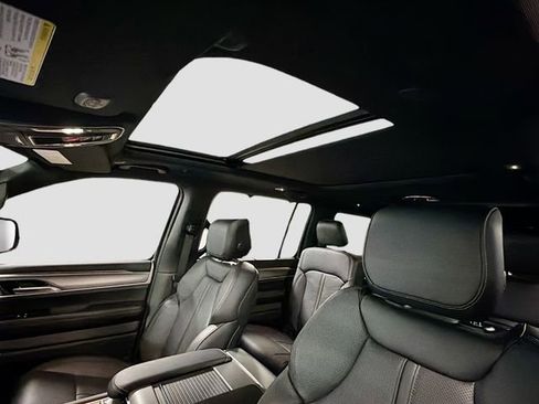New 2026 Jeep Grand Wagoneer Limited AWD/4WD image 24