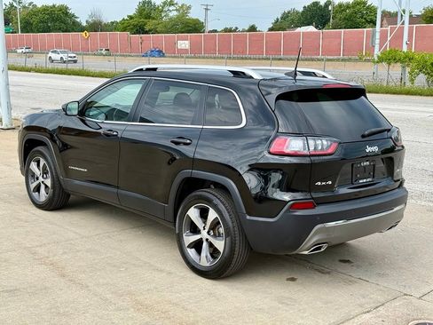 Used 2020 Jeep Cherokee Limited AWD/4WD image 10