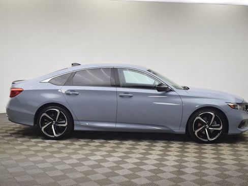 Used 2021 Honda Accord Sport image 12