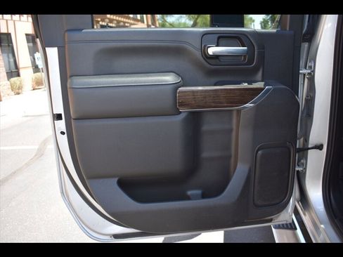 Used 2021 GMC Sierra 2500 SLE w/ SLE Convenience Package AWD/4WD image 21