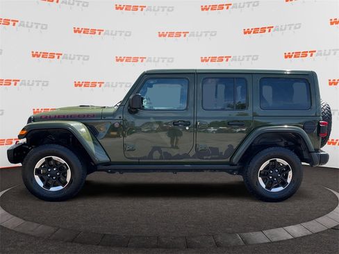 Used 2020 Jeep Wrangler Unlimited Rubicon w/ Uconnect 4C Nav & Sound Group image 2