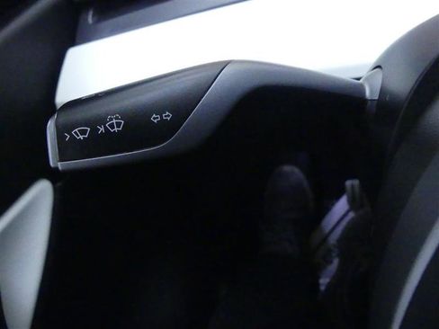 Used 2021 Tesla Model Y Performance image 16