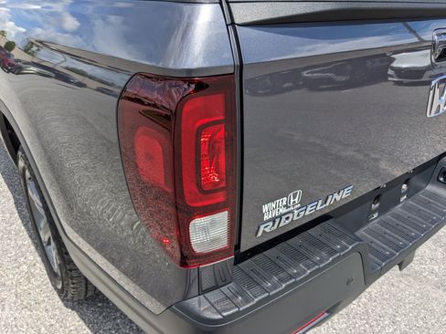 Used 2022 Honda Ridgeline RTL-E image 13